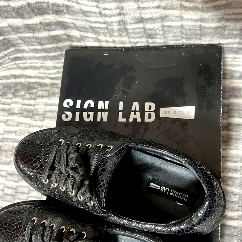 Design Lab sneakers - Picture 2 of 4